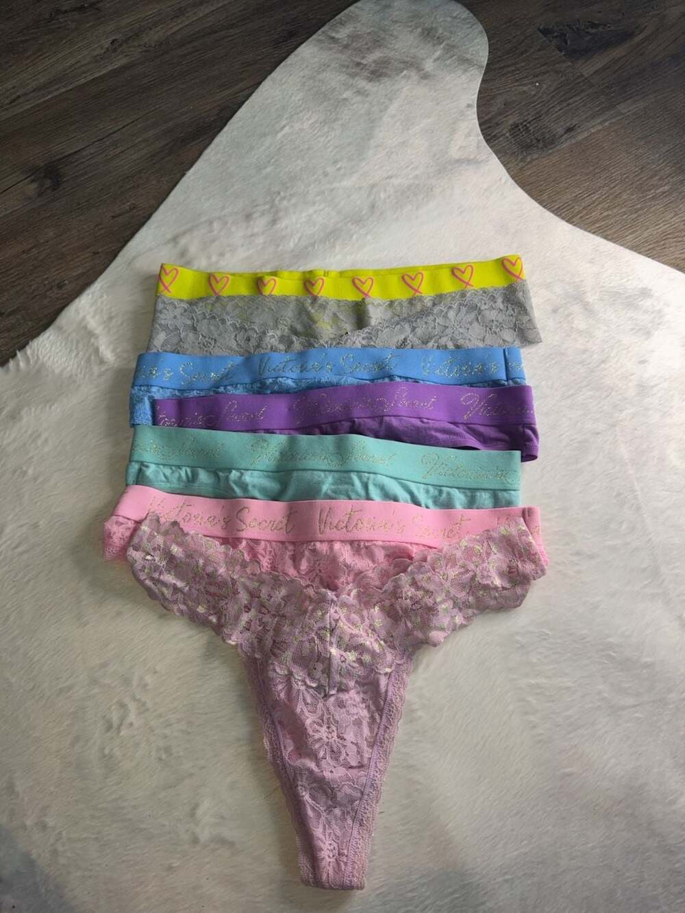 Victoria's Secret Logo Waistband Thong Panties Size M Set of 7